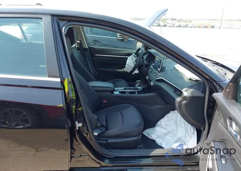 2021 Nissan Altima Sv Intelligent Awd z USA, uszkodzony, nr VIN 1N4BL4DW1MN378980